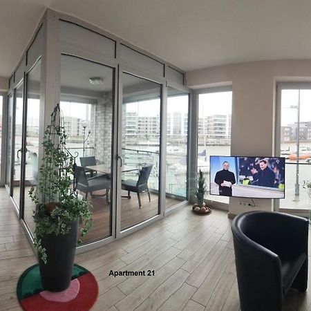 Ferienwohnung Neuer Hafen Marina เบรเมอร์ฮาเฟิน ภายนอก รูปภาพ