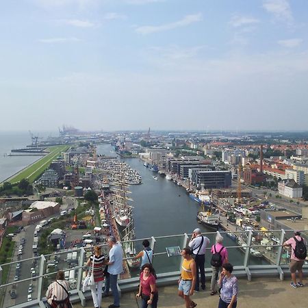 Ferienwohnung Neuer Hafen Marina เบรเมอร์ฮาเฟิน ภายนอก รูปภาพ