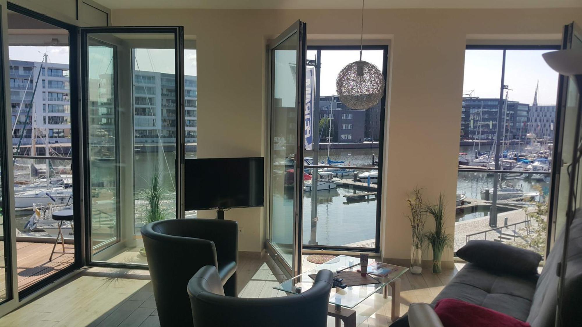 Ferienwohnung Neuer Hafen Marina เบรเมอร์ฮาเฟิน ภายนอก รูปภาพ